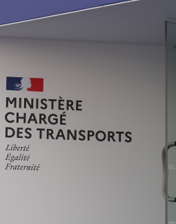 Le ministre des Transports et la déléguée interministérielle à la sécurité routière ont participé à la conférence ministérielle mondiale sur la sécurité routière